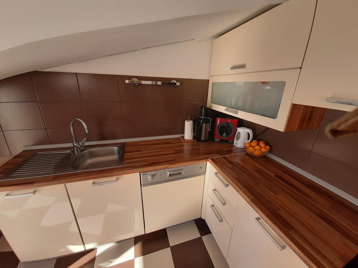 Apartment Franka ドラマリ エクステリア 写真