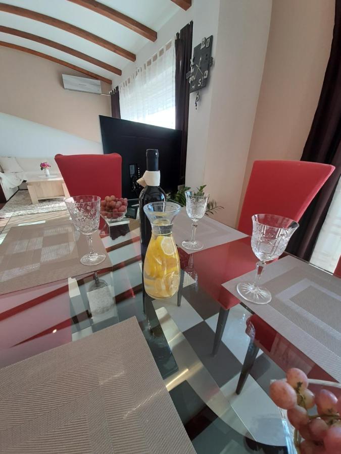 Apartment Franka ドラマリ エクステリア 写真